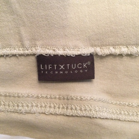 NYDJ Beige Lift Tuck Technology Pull-On Cropped Pants Size 14 - Picture 6 of 13